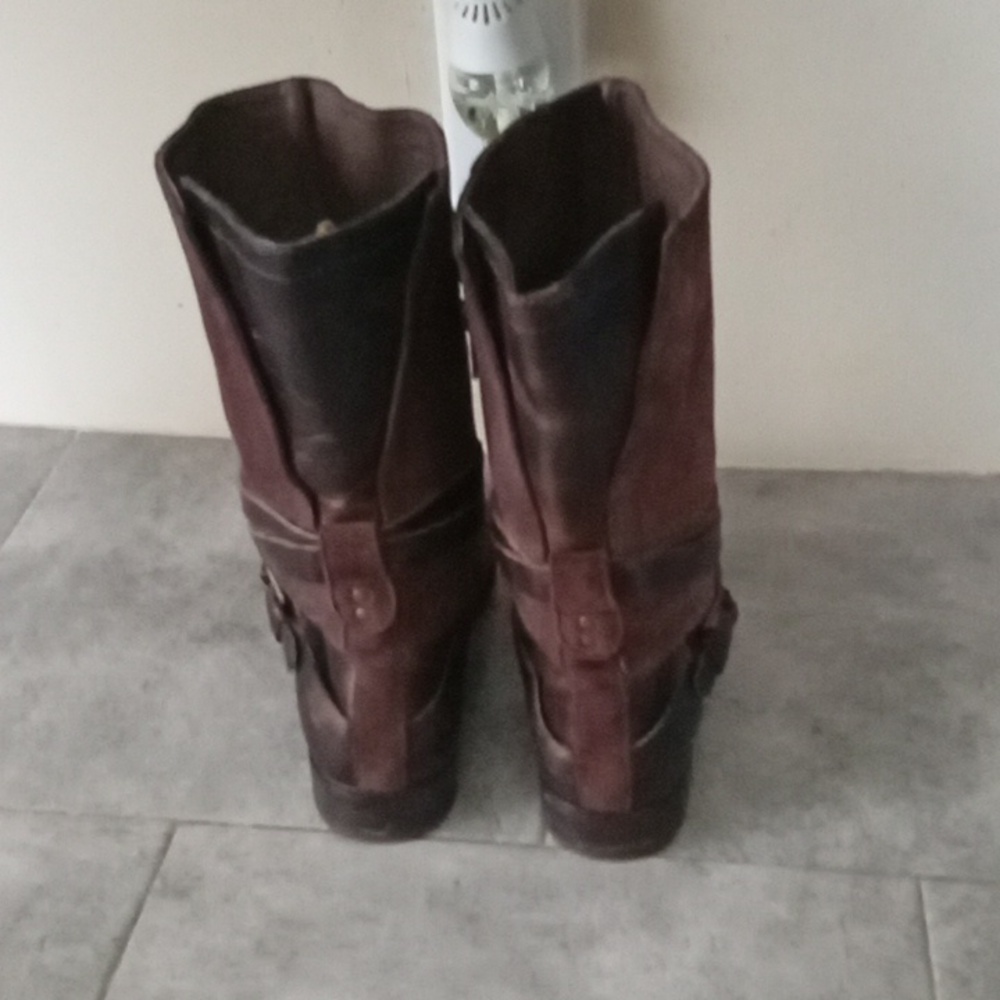 UGG boots size 7 women - Picture 4 of 6